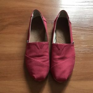 TOMS classic Faded Rose Canvas. Size 7.5